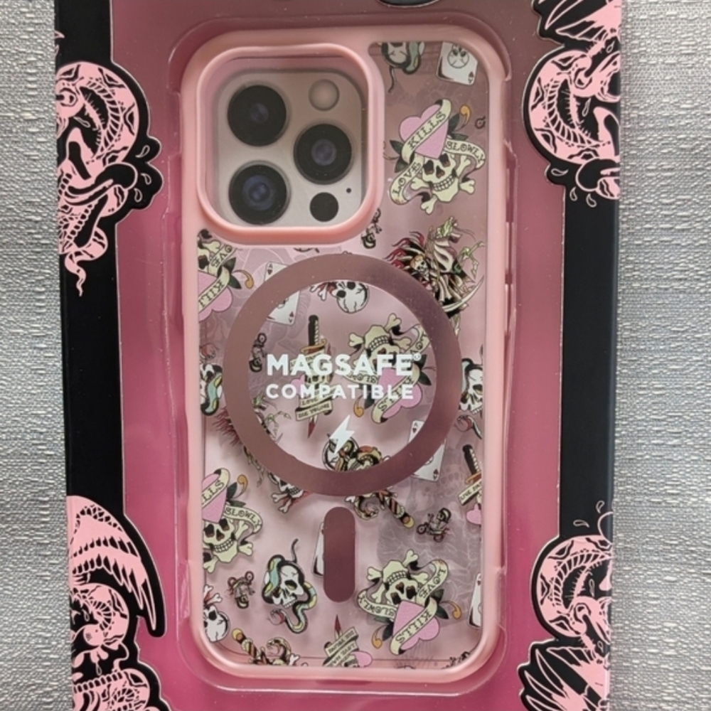 Ed Hardy Pink Love Kills Slowly Skull Tattoo Design Iphone 16 Pro Case NEW!